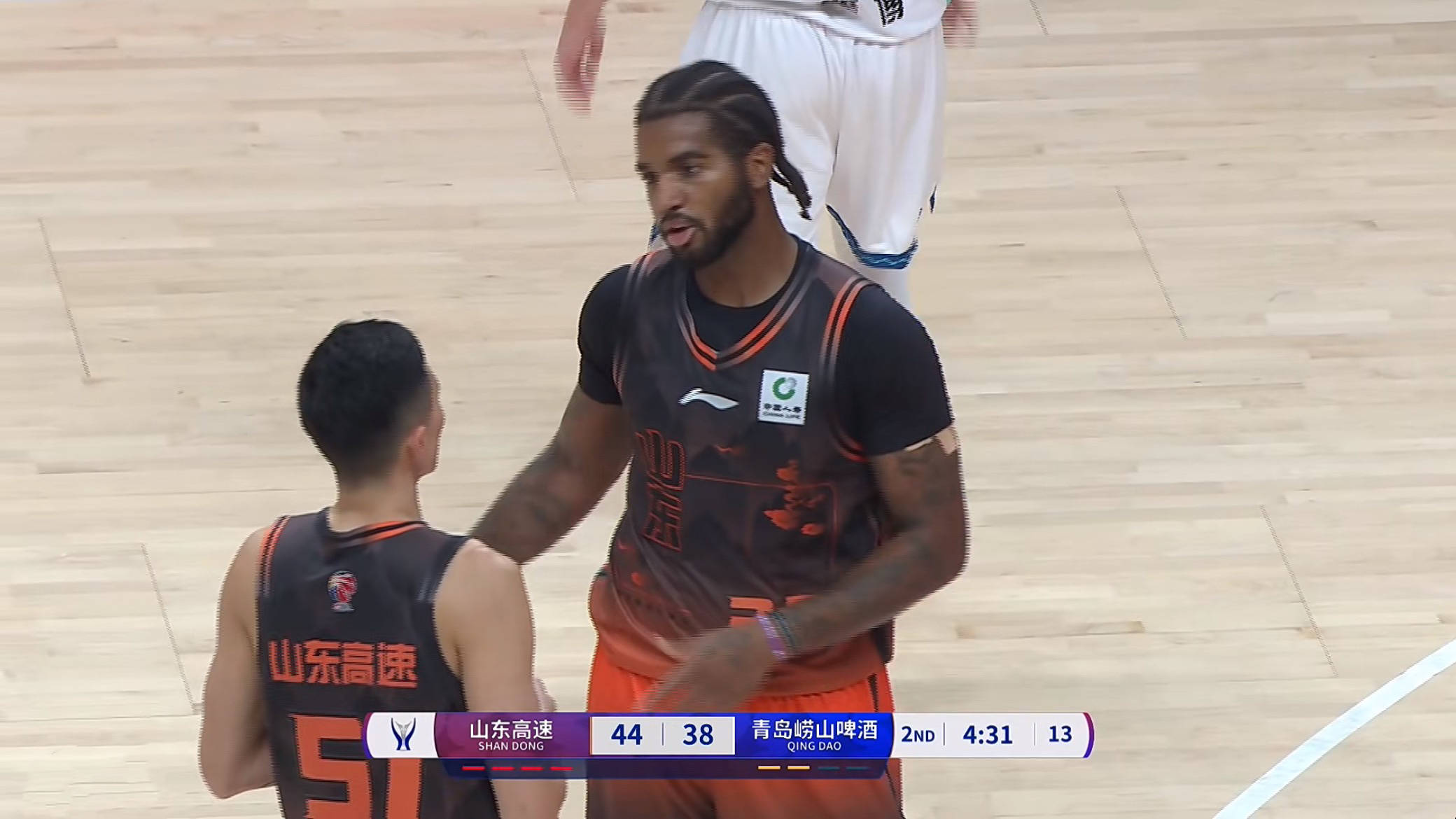 关于关键时刻CBA常规赛传出新动向，山东男篮篮板制胜，管理层表态——媒体盛赞，心理建设被强调的信息-ayx爱游戏链接